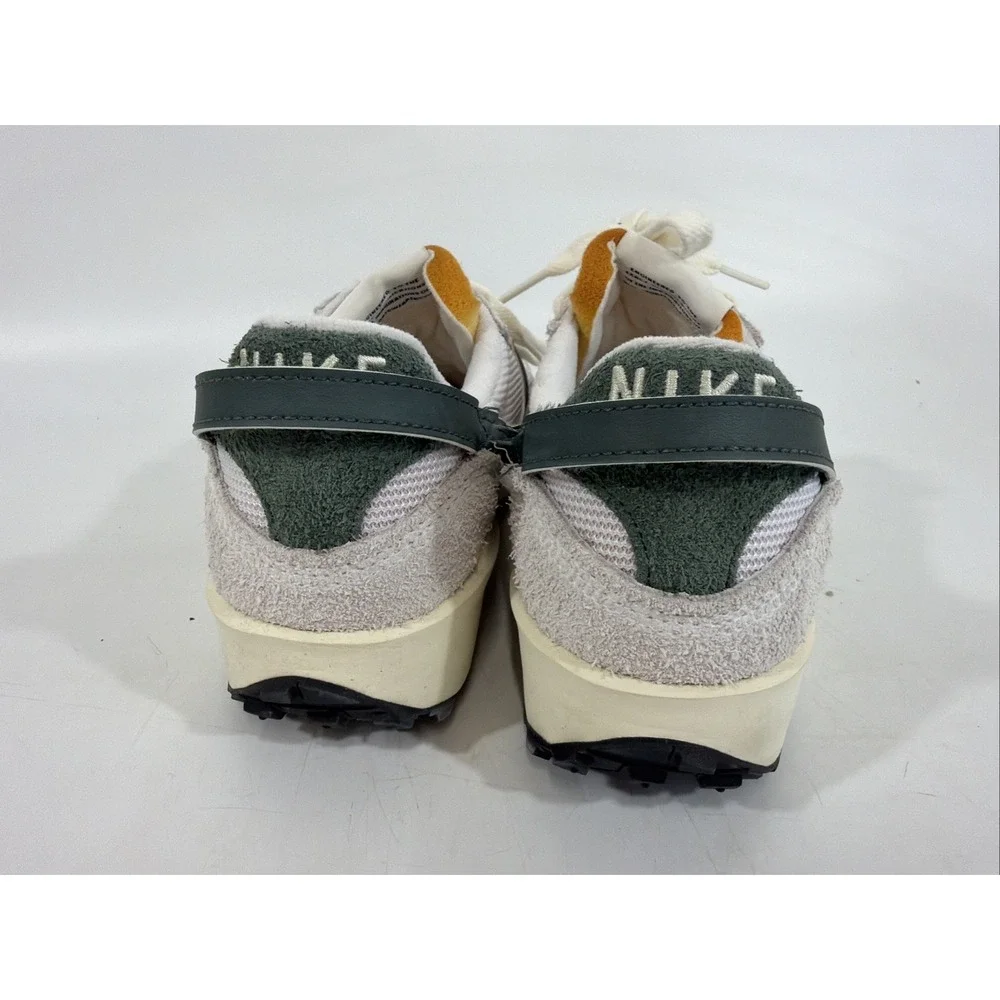 Nike product pair
